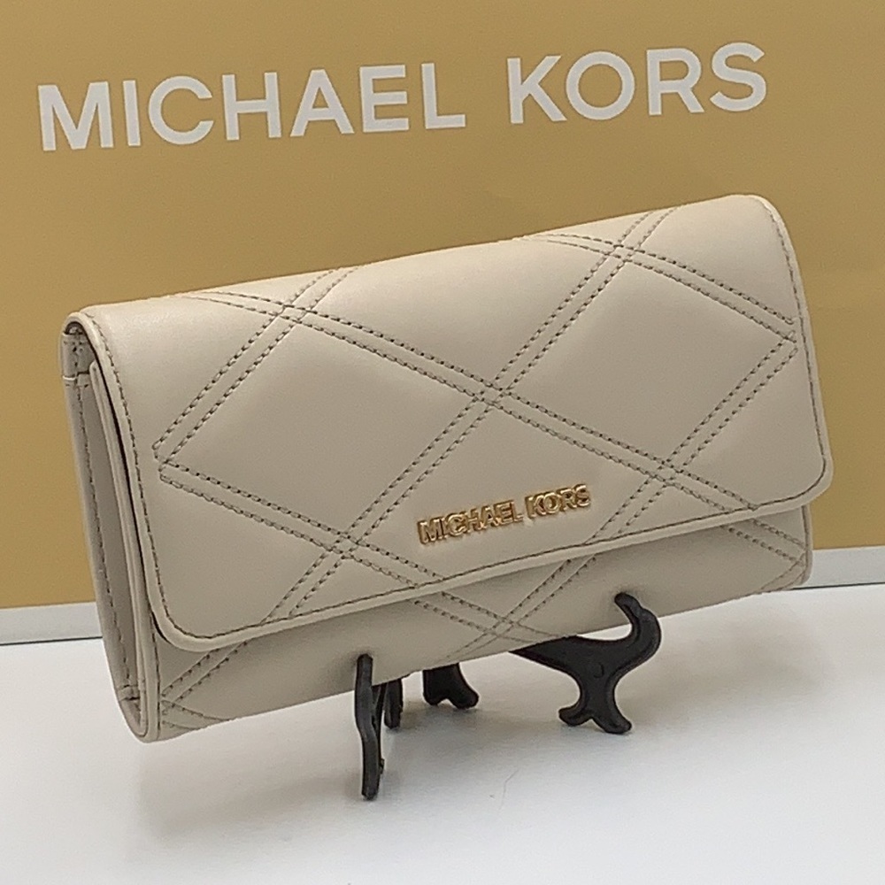 MICHAEL KORS JET SET TRAVEL LARGE TRIFOLD WALLET LIGHT SAND COLOR